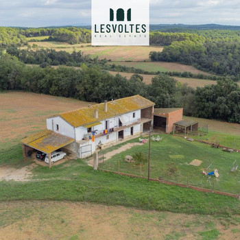 Immobilien zum Verkauf in Sant Jordi Desvalls