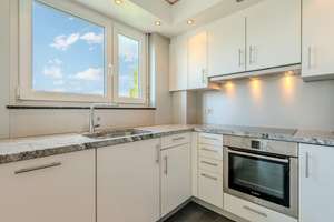 ***Helle 4,5-Zimmer-Wohnung mit Terrasse, Balkon und Traumblick im beliebten Degerloch*** – Die vollständige Adresse der Immobilie erhältst du vom Anbieter., 70597 Degerloch (Ortsteil), Stuttgart – Vorschaubild 13
