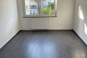 schöne 3-Zimmer Wohnung in Wuppertal-Vohwinkel Dichterviertel – Goethestr. 33, 42327 Vohwinkel, Wuppertal – Vorschaubild 3