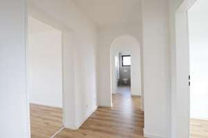 Helle, frisch renovierte 3-Zimmer Wohnung in schöner Lage + Gemeinschaftsschwimmbad – Prinz-Regent-Str. 79b, 44795 Weitmar-Mark, Bochum – Vorschaubild 7