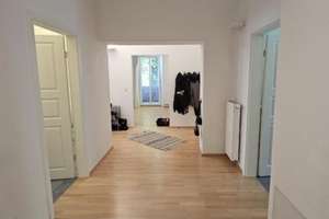 Exklusive 3,5 Zimmer Wohnung im Herzen von Stuttgart – Die vollständige Adresse der Immobilie erhältst du vom Anbieter., 70176 Neue Vorstadt, Stuttgart – Vorschaubild 9
