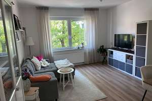 Helle 3-Zimmer Wohnung mit Balkon im 2. OG in Hannovers Südstadt