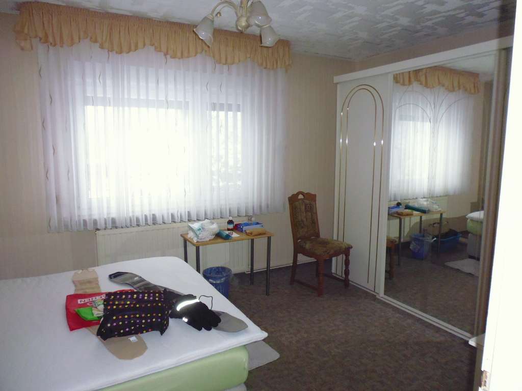 Immobilie in Weißwasser/O.L. - Běła Woda - Einfamilienhaus im Bungalowstil, L-Form und Einliegerwohnung - Bild 3