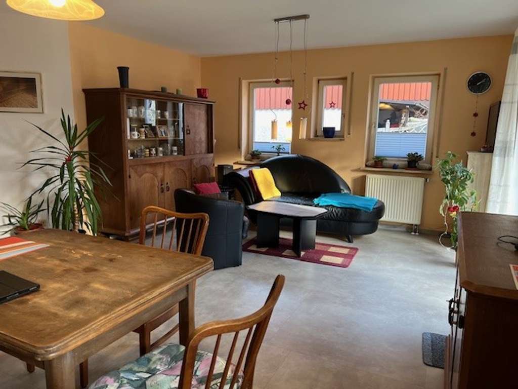 Immobilie in Leutkirch im Allgäu - Erdgeschosswohnung mit Garage und Gartenanteil in bevorzugter Lage von Leutkirch! - Bild 3