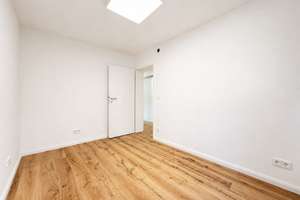 Exklusive Lage! Kernsanierte 4-Zimmer Wohnung  – Gebelsbergstraße 80A, 70199 Heslach, Stuttgart – Vorschaubild 7