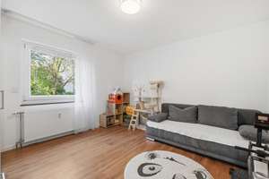 Sofort einziehen! 3-Zimmer Hochparterrewohnung mit Balkon und TG-Stellplatz in zentraler Lage Porz – Die vollständige Adresse der Immobilie erhältst du vom Anbieter., 51143 Porz (Ortsteil), Köln – Vorschaubild 12