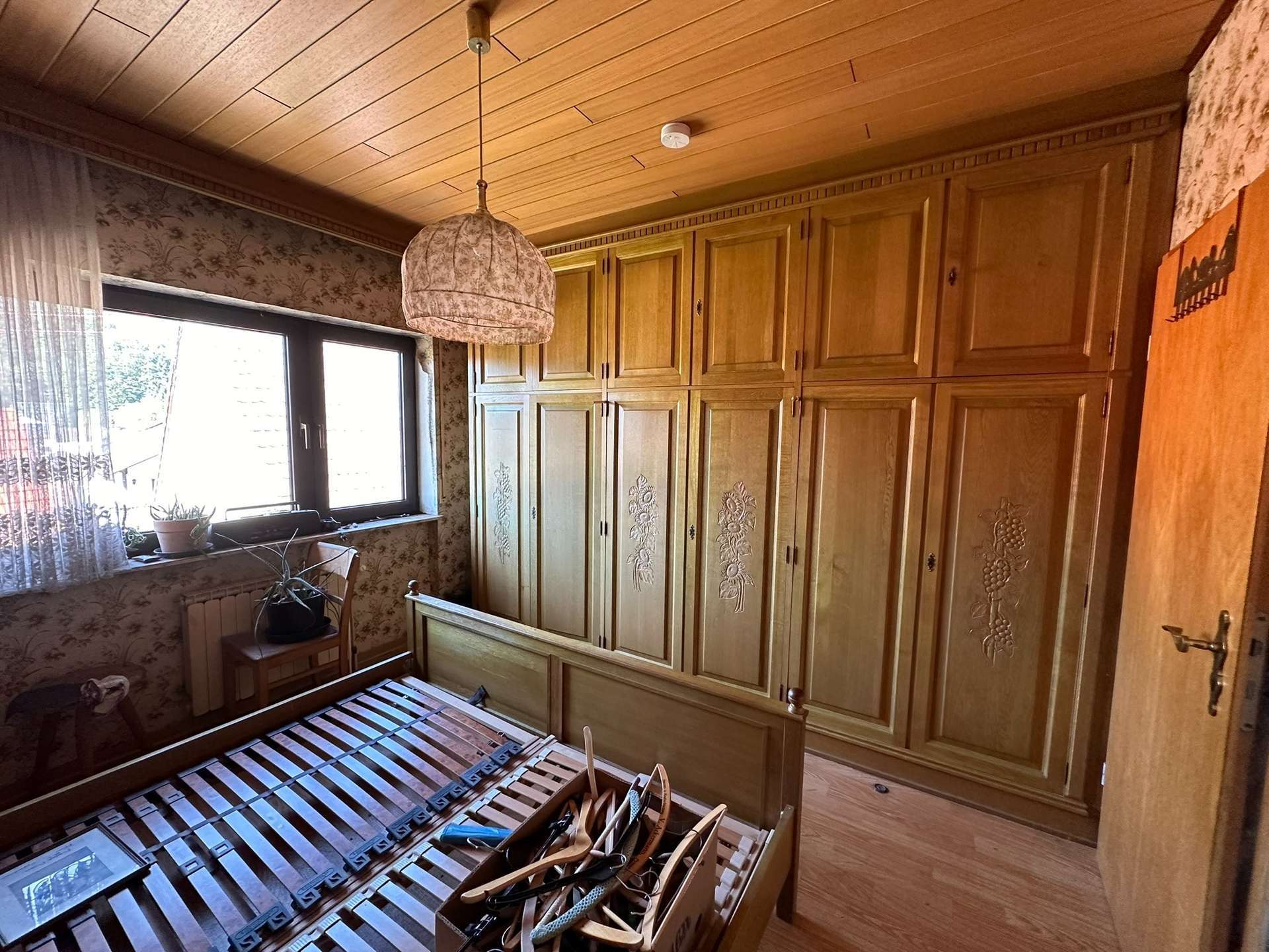 Immobilie in Eppenbrunn - PREISREDUZIERUNG! 2 Häuser mit riesigem Grundstück in ruhiger Lage nähe Pirmasens - Bild 9