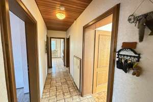 Gepflegtes Zweifamilienhaus mit großem Garten + Wintergarten und drei Garagen-Stellplätzen – Die vollständige Adresse der Immobilie erhältst du vom Anbieter., 90765 Sack, Braunsbach, Bislohe, Steinach, Fürth – Vorschaubild 3