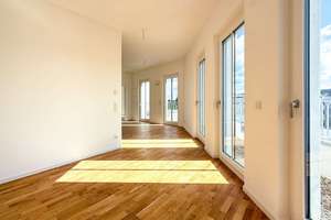 Geräumige Dachgeschosswohnung nah Schloß Charlottenburg - 2 Zimmer am Mierendorffplatz – Osnabrücker Straße 27, 10589 Charlottenburg, Berlin – Vorschaubild 1