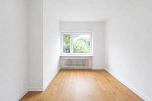 Freistehender Bungalow mit großzügigem Grundstück und Photovoltaik in Zehlendorf – Die vollständige Adresse der Immobilie erhältst du vom Anbieter., 14165 Zehlendorf, Berlin – Vorschaubild 19