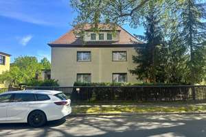 Ein- bis Dreifamilienhaus mit traumhaftem Grundstück in Dresden-Laubegast – Die vollständige Adresse der Immobilie erhältst du vom Anbieter., 1279 Laubegast, Dresden – Vorschaubild 2
