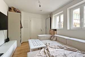 Neuwertige Singlewohnung in Zentrumslage – Die vollständige Adresse der Immobilie erhältst du vom Anbieter., 72764 Reutlingen-Mitte, Reutlingen – Vorschaubild 2