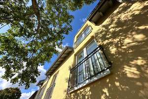 Modernisiertes & luxuriöses Haus mit 2 Wohneinheiten, 2 Einbauküchen, Kamin und Fernblick – Die vollständige Adresse der Immobilie erhältst du vom Anbieter., 65817 Eppstein – Vorschaubild 1