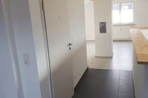 Geschmackvolle 1-Zimmer-DG-Wohnung mit EBK in Pforzheim, Sanierung in 2024 – Lange Str. 2, 75180 Büchenbronn, Pforzheim – Vorschaubild 5