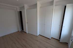 VIDEORUNDGANG: Komplett renovierte  4,5-Zimmer-Doppelhaushälfte mit EBK in Bremen Hemelingen – Auf dem Kronsberg 36, 28309 Hemelingen (Ortsteil), Bremen – Vorschaubild 9