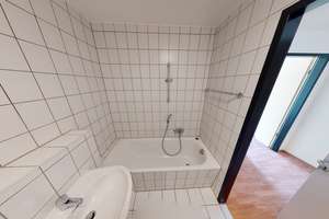 Großzügige 1-Raum-Wohnung mit Einbauküche – Reichsstr. 49, 9112 Kaßberg, Chemnitz – Vorschaubild 3