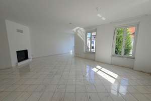 Großzügige 2-Zimmerwohnung mit EBK, Stellplatz u. Balkon im inneren Westen! – Die vollständige Adresse der Immobilie erhältst du vom Anbieter., 93049 Westenviertel, Regensburg – Vorschaubild 2