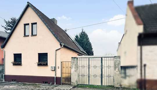 Bild von Kleines Zuhause für große Glücksmomente –freistehendes Haus für Singles und Paare!