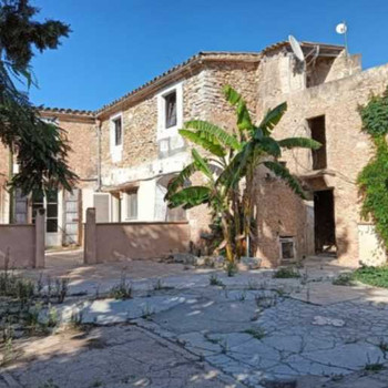 Haus auf dem Land mit 3 separaten Wohneinheiten in Can Concos