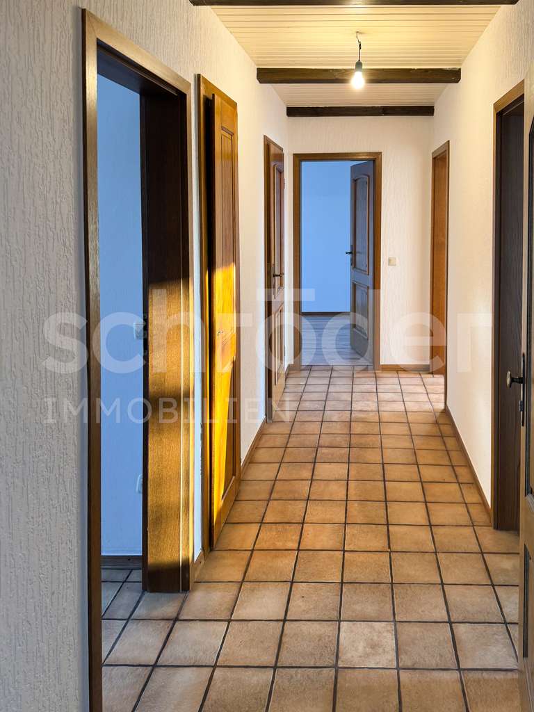 Immobilie in Jülich - Gut geschnittene Eigentumswohnung in ruhiger Wohnlage im Jülicher Heckfeld - Bild 1