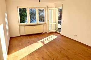Chemnitz-Grüna: Sonnige 2-Raumwohnung mit Balkon + Tiefgaragenstellplatz in ruhiger Lage! – Die vollständige Adresse der Immobilie erhältst du vom Anbieter., 9224 Grüna, Chemnitz – Vorschaubild 3