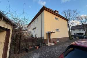 Zweifamilienhaus bzw. Einfamilienhaus mit guter Anbindung in beliebter Wohnlage in Hennigsdorf – Die vollständige Adresse der Immobilie erhältst du vom Anbieter., 16761 Hennigsdorf – Vorschaubild 2