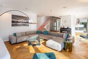 Luxuriöse Familienresidenz mit Lift, Tiefgarage, Fitnessbereich und Wärmepumpe – Die vollständige Adresse der Immobilie erhältst du vom Anbieter., 81925 Oberföhring, München – Vorschaubild 3