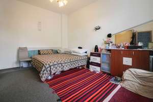 Familienfreundliche 6-Zimmer-Wohnung in bester Innenstadtlage – Die vollständige Adresse der Immobilie erhältst du vom Anbieter., 47805 Dießem/Lehmheide, Krefeld – Vorschaubild 7