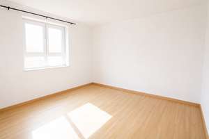 An den Eschen- 4-Zimmer-Wohnung mit Dachterrasse, Besichtigungstermin über Link, siehe Beschreibung – Die vollständige Adresse der Immobilie erhältst du vom Anbieter., 26129 Bloherfelde, Oldenburg (Oldenburg) – Vorschaubild 9