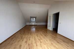 Modernes Einfamilienhaus mit angrenzender Grünfläche , 2 Terrassen und 1 Balkon - von privat – Ringstraße 79, 76356 Karlsruhe (Kreis) – Vorschaubild 7