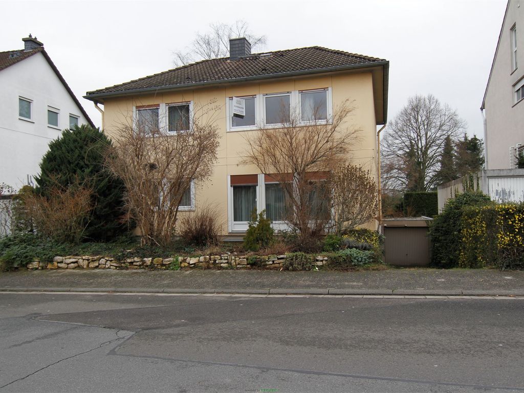 Einfamilienhaus mit Garage auf 870m² Grundstück zum Kauf ...