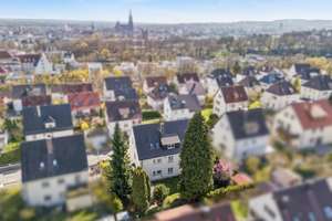 Stilvolles & bezugsfreies Wohnhaus am Safranberg mit Gartenidylle und vielseitigen Nutzungsoptionen! – Die vollständige Adresse der Immobilie erhältst du vom Anbieter., 89075 Oststadt, Ulm – Vorschaubild 2