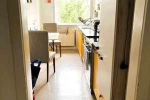 *WG geeignet* ! Zentral gelegene 2-Zimmer-Dachgeschosswohnung zu vermieten! – Die vollständige Adresse der Immobilie erhältst du vom Anbieter., 76137 Südweststadt, Karlsruhe – Vorschaubild 4