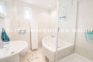 Rudow: modernes EFH + Einliegerwohnung - 135m² WFL, 4 Zimmer, 2 Terrassen, Balkon, Garten – Die vollständige Adresse der Immobilie erhältst du vom Anbieter., 12355 Rudow, Berlin – Vorschaubild 14