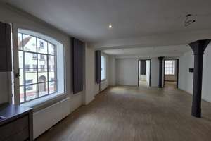 Traumwohnung auf der Lübecker Altstadtinsel – Historischer Charme trifft modernen Wohnkomfort – Siebente Querstraße 2, 23552 Innenstadt, Lübeck – Vorschaubild 10
