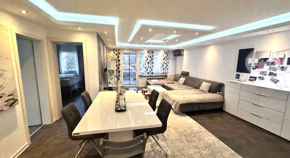 Immobilie in Wolfschlugen - Entspanntes Familienleben: 4 Zimmer mit Balkon und stressfreiem Parken dank Garage & Stellplatz. - Bild 4