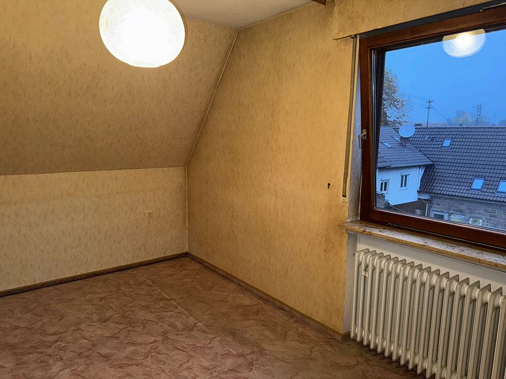 Immobilie in Cleebronn - Haus mit Scheune und Werkstatt - Bild 4