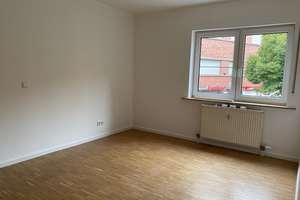 Komplett sanierte 3 ZKB mit Balkon, Industrieparkett und Wohnküche in stilvollem Altbau! – 68169 Neckarstadt-West, Mannheim – Vorschaubild 6