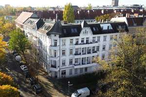 Wohnen im Stuckaltbau: Bezugsfreie Eigentumswohnung mit Balkon – Buddestraße 7, 13507 Tegel, Berlin – Vorschaubild 8