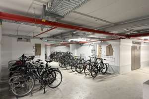 Ab sofort. Wohnung im Repräsentativem Neubauensemble. Concierge, Fitnessraum, Dachterrasse, Stellpl. – Clementine-von-Braunmühl-Weg 0, 81541 Obere Au, München – Vorschaubild 49