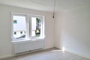 Stuttgart-West  - NEU sanierte 3 Zimmer Altbau Wohnung – Die vollständige Adresse der Immobilie erhältst du vom Anbieter., 70197 Rotebühl, Stuttgart – Vorschaubild 4