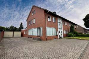 Mehrfamilienhaus mit Ladenlokal – vielseitiges Investment mit großem Entwicklungspotenzial! – Die vollständige Adresse der Immobilie erhältst du vom Anbieter., 48477 Hörstel – Vorschaubild 3