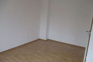 Provisionsfrei* Geräumige 4-Zi.-Wohnung m. Stellpl., Altendorfer Straße, 1.OG – Altendorfer Straße 298, 45143 Altendorf, Essen – Vorschaubild 4