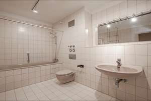 Exklusives Wohnjuwel in Düsseldorf-Pempelfort | Maisonette | Klima-Anlage | zentrale ruhige Lage – 40479 Pempelfort, Düsseldorf – Vorschaubild 12