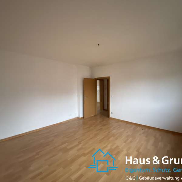 *** charismatische 2-Zimmer-Wohnung - frischer Neuanstrich - zentral gelegen - Alsdorf ***