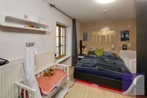 Nähe Bernkastel-Kues: Wohnhaus mit Balkon und PKW-Stellplatz – Raunstraße 3, 54470 Bernkastel-Kues – Vorschaubild 9