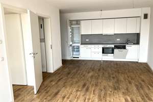 Blick über die City! Zwei Zimmer Wohnung sucht neuen Mieter! – Flämische Str. 3, 24103 Altstadt, Kiel – Vorschaubild 5