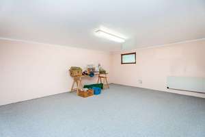 Gepflegte Doppelhaushälfte mit privatem Garten & Garage in Rudow – Die vollständige Adresse der Immobilie erhältst du vom Anbieter., 12357 Rudow, Berlin – Vorschaubild 12