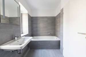 Erstbezug nach Sanierung - Stadtfeld Ost: Altbau-Highlight - Parkett, hohe Decken, EBK, BW & Dusche – Goethestraße 17, 39108 Stadtfeld Ost, Magdeburg – Vorschaubild 14