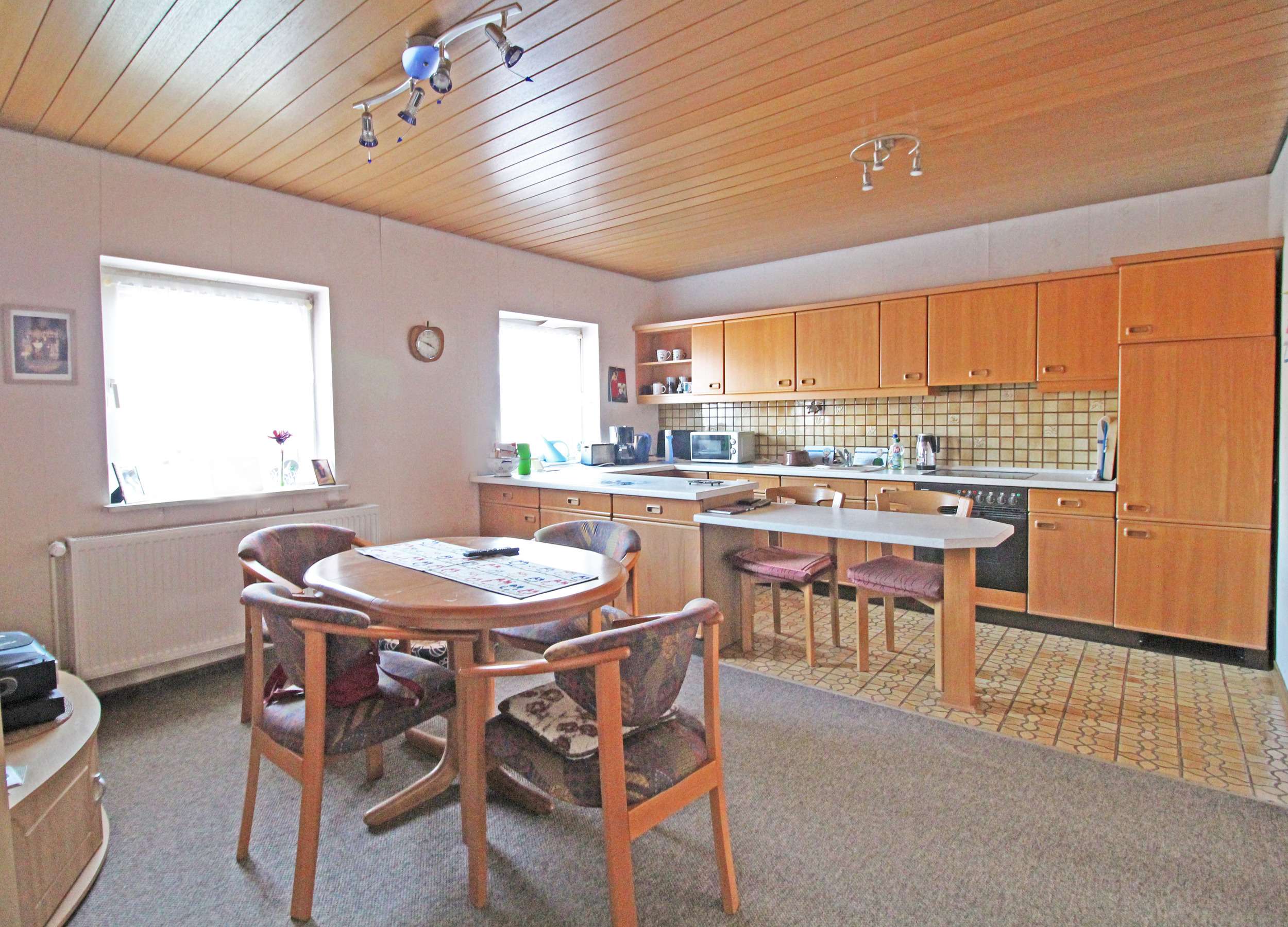 Immobilie in Wahlstedt - gepflegtes Zweifamilienhaus mit viel Nutzfläche in Wahlstedt - Bild 3